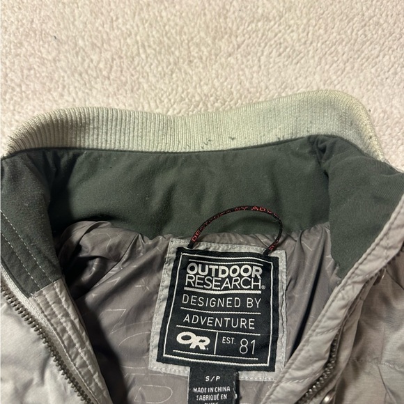 Outdoor Research Gray Placid Down Jacket Puffer Bomber Coat - Picture 8 of 15